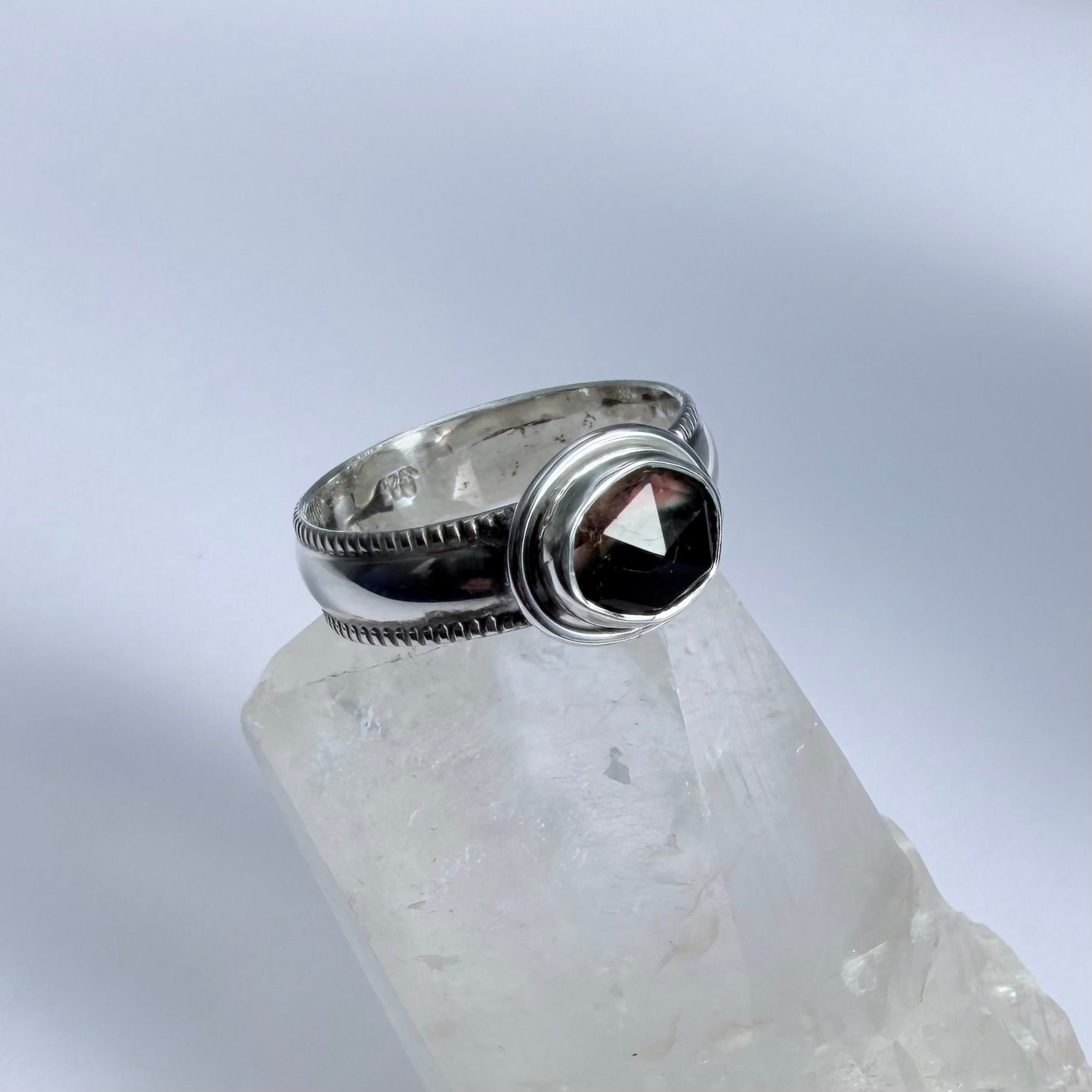 Sliced Ring