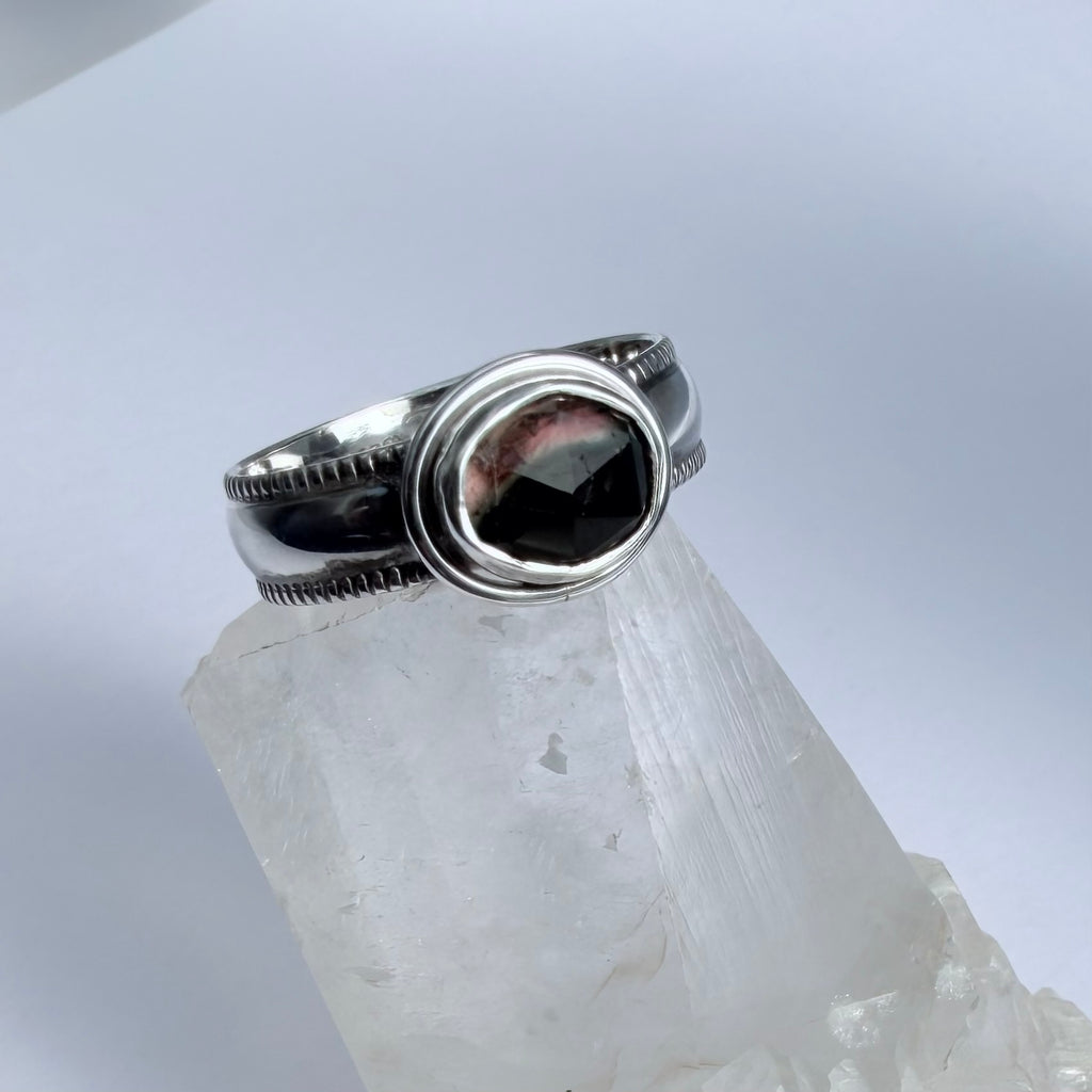 Sliced Ring